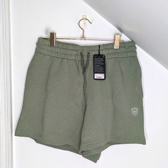 allbirds Women's Hazy Pine R&R Pima Cotton Blend Sweat Short NEW Size L - Picture 1 of 8